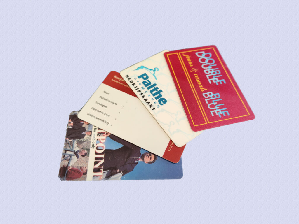 PVC-cards-casual-printed-front-reverse-ymck-offset